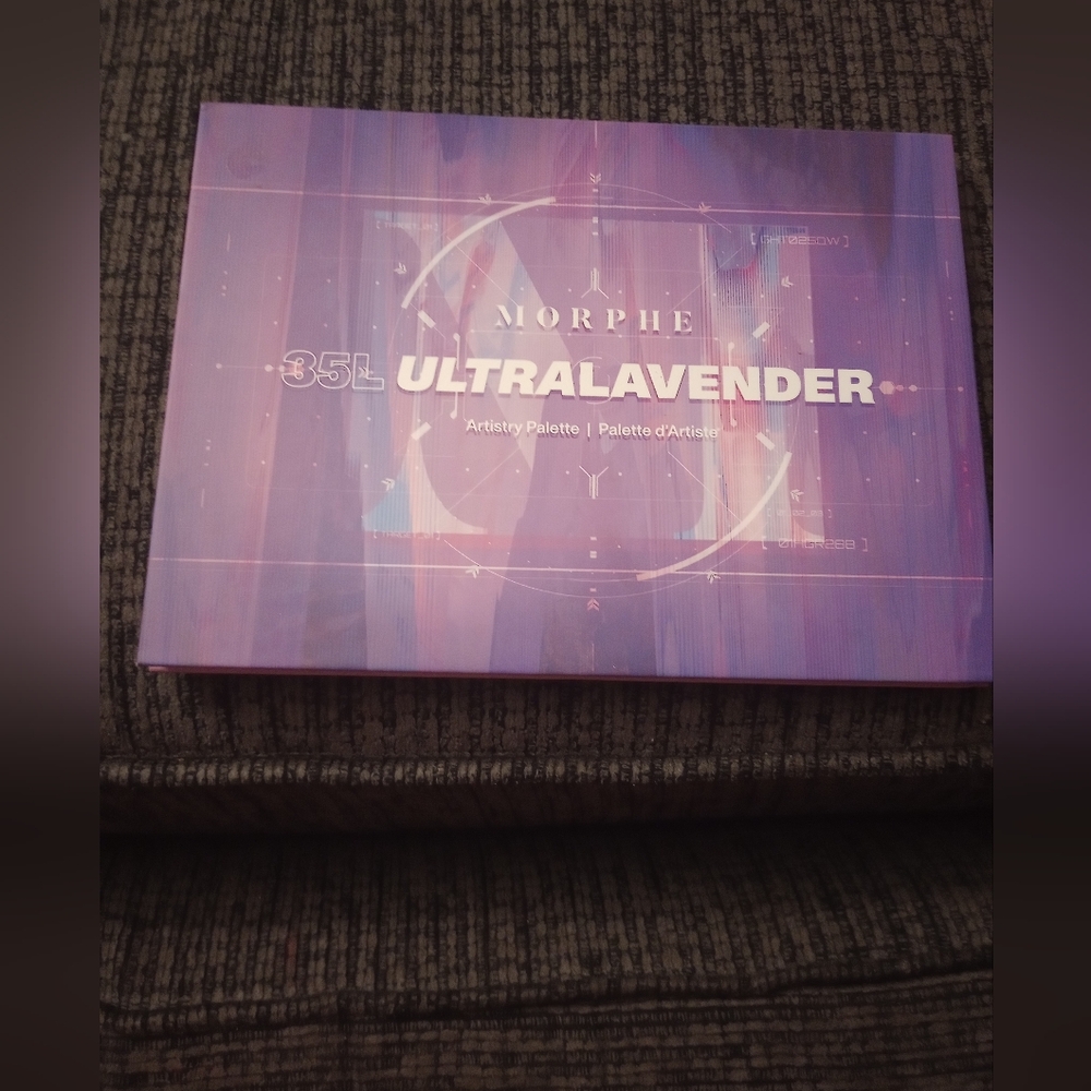 Morphe Ultraviolet Eyeshadow Pallet